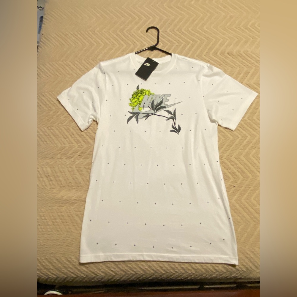 Nike shirt